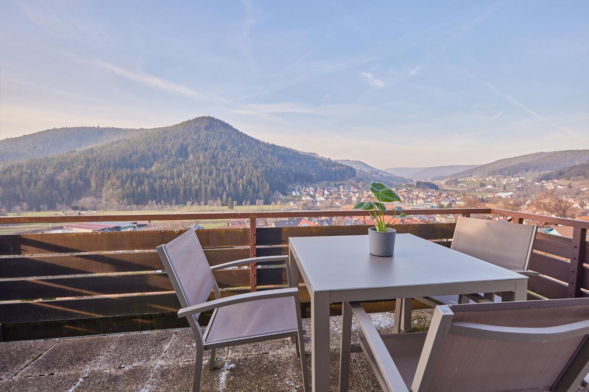 Baerbel, Im Schwarzwald-Stil Leilighet Baiersbronn Eksteriør bilde